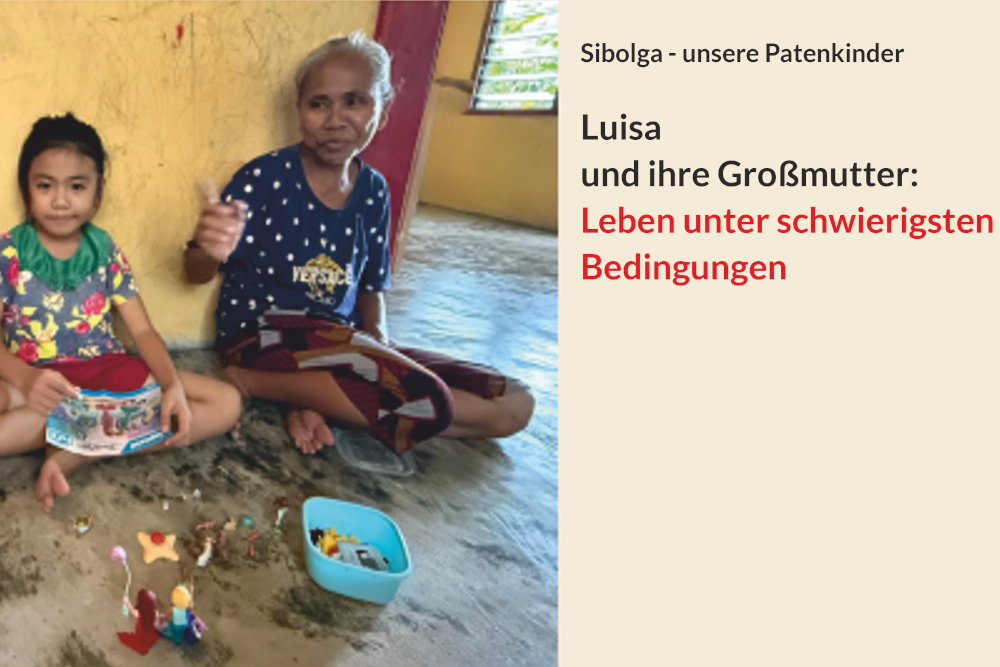 Luisa und ihre Großmutter sitzen in einem Raum auf dem Betonbonden ohne Möbel